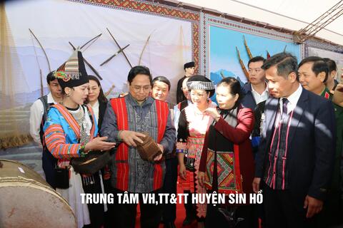 Những hoạt động nổi bật của Thủ tướng chính phủ tại ngày hội Đại đoàn kết xã Sà Dề Phìn, moto88 sòng bài trực tuyến
, tỉnh Lai Châu